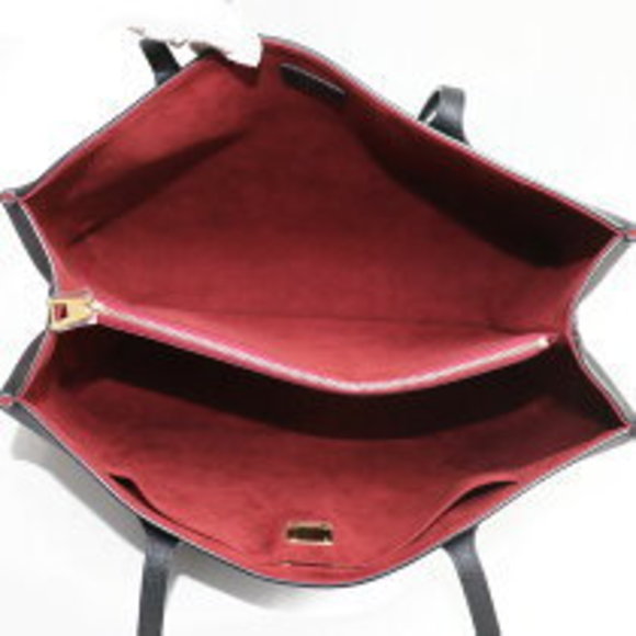 Louis Vuitton Lock Me Shopper Tote Bag - Picture 3 of 6